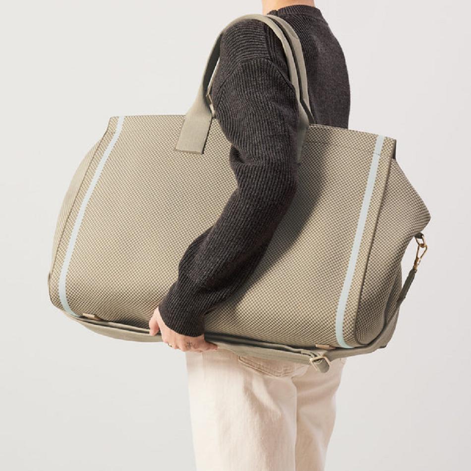 Men's Rothy's The Weekender Travel Bags Beige | FAUHY54265