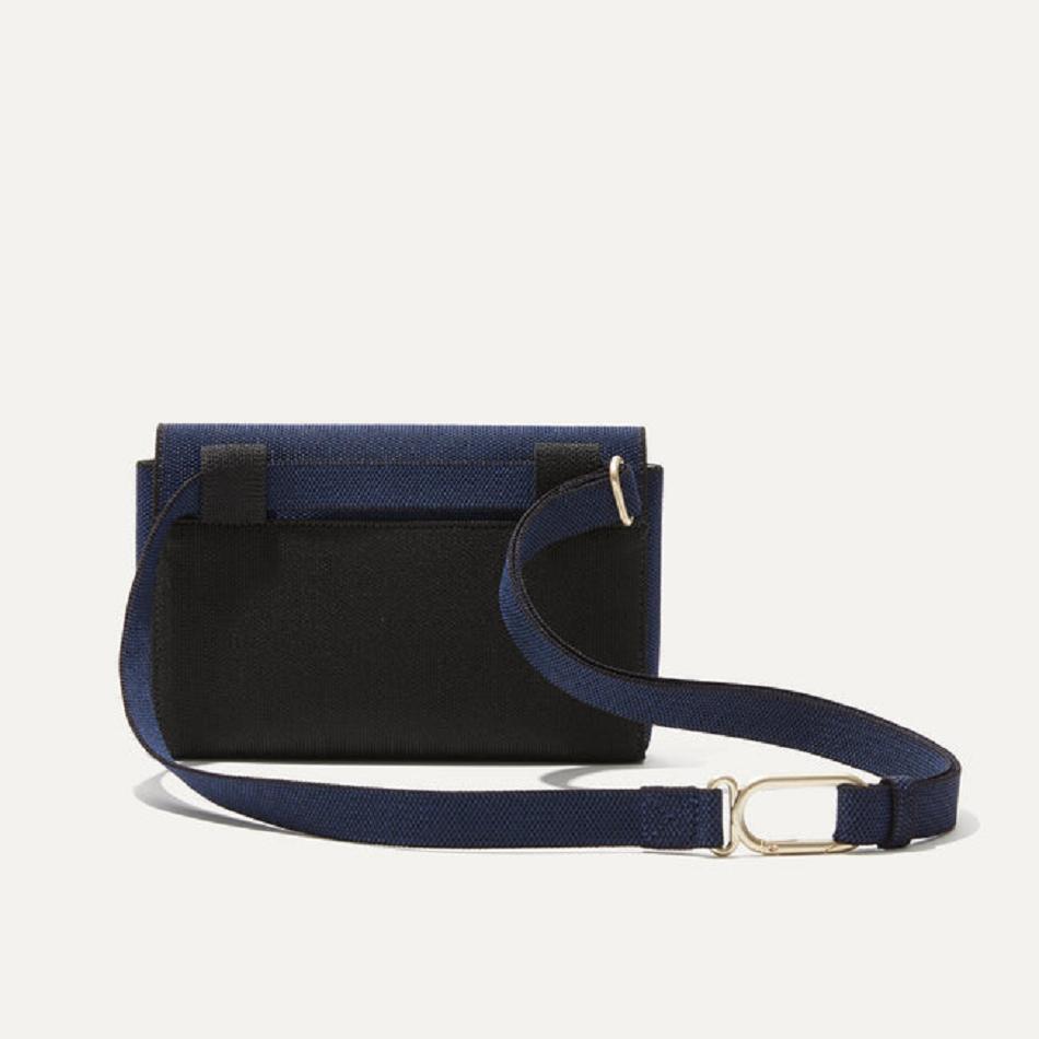 Women's Rothy's The Belt Bag Crossbody Bags Blue / Black | AUDFL53935