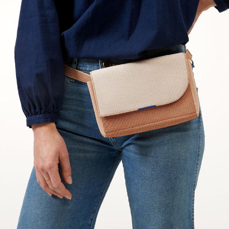 Women's Rothy's The Belt Bag Crossbody Bags Brown | AUJVR50537