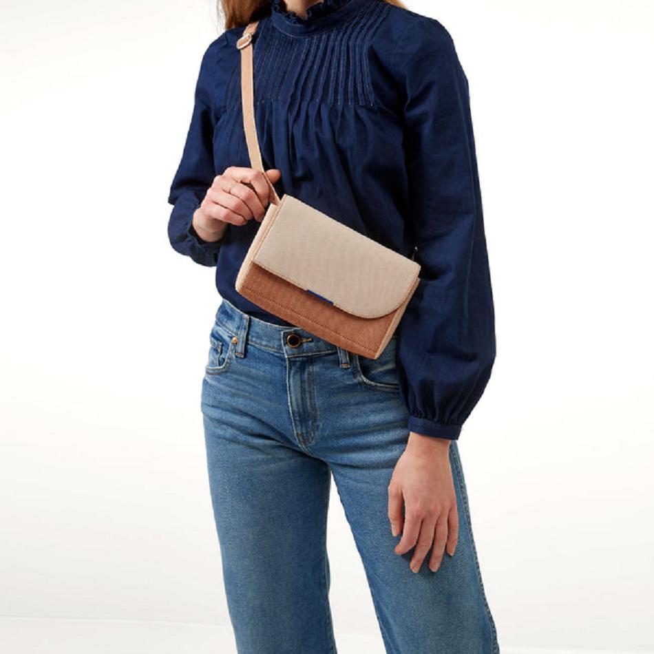 Women's Rothy's The Belt Bag Crossbody Bags Brown | AUJVR50537