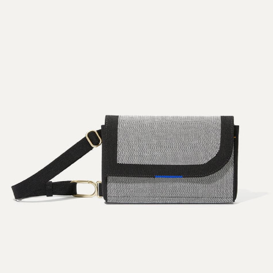 Women\'s Rothy\'s The Belt Bag Crossbody Bags Grey / White | FAUUI18131