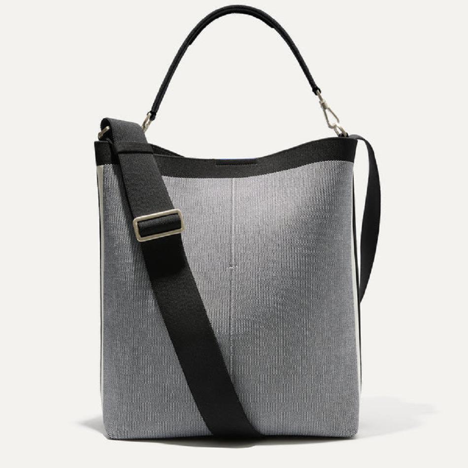 Women\'s Rothy\'s The Bucket Bag Handbag Grey | AUJKU13945