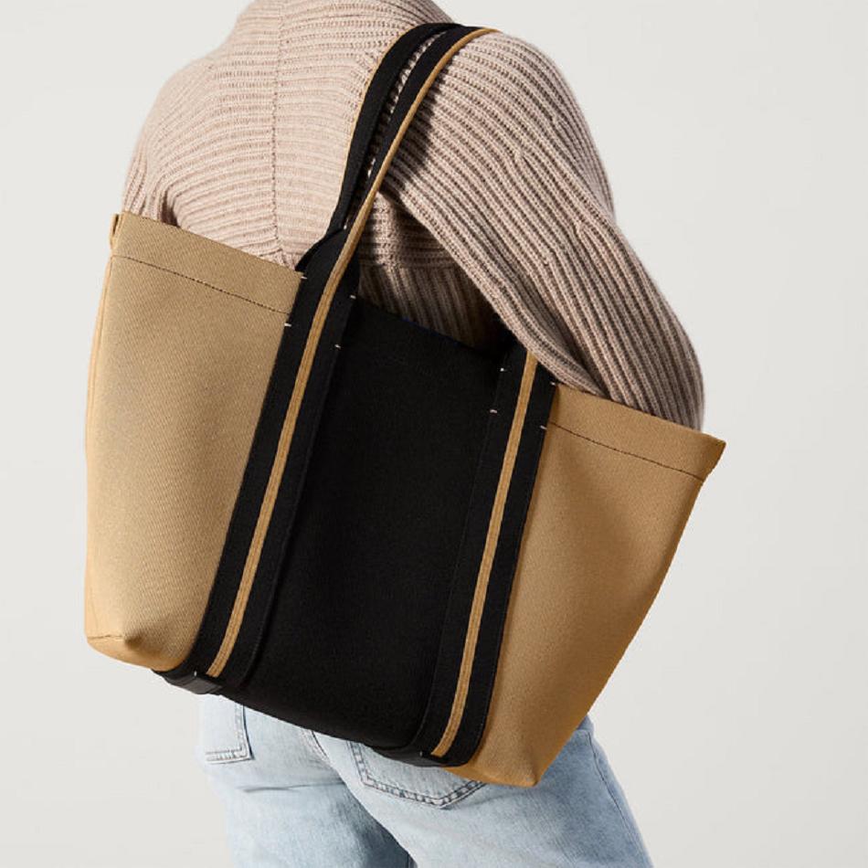 Women's Rothy's The Essential Tote Bags Brown / Black | AAUWC92332