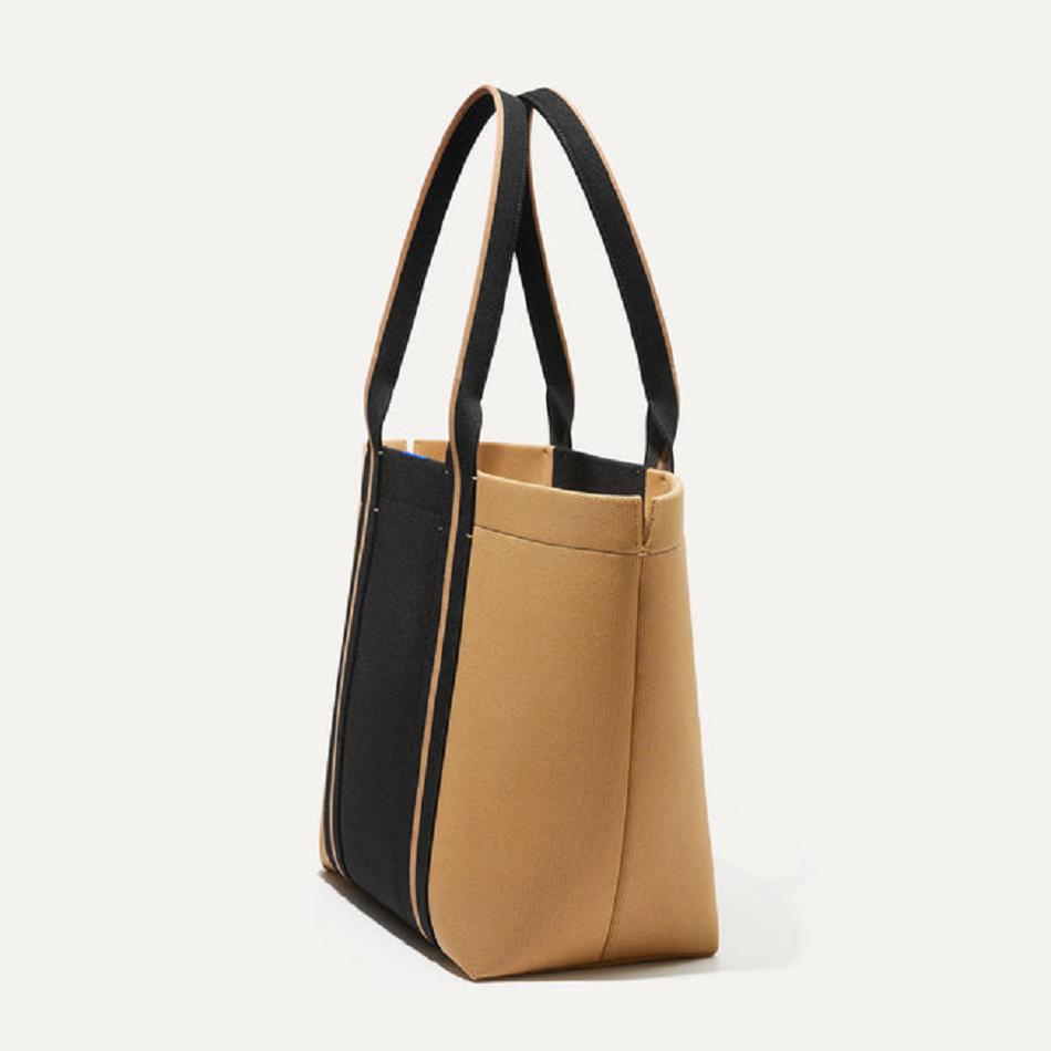 Women's Rothy's The Essential Tote Bags Brown / Black | AAUWC92332