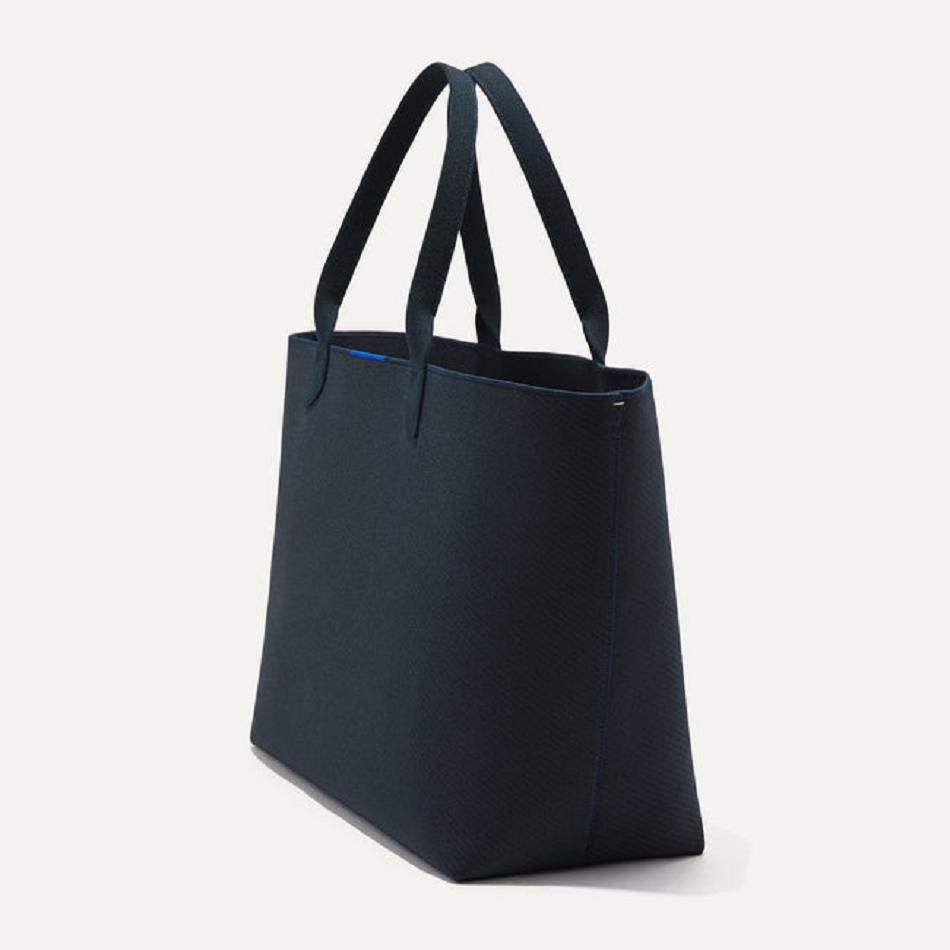 Women's Rothy's The Lightweight Mega Tote Bags Navy | AUICD72477