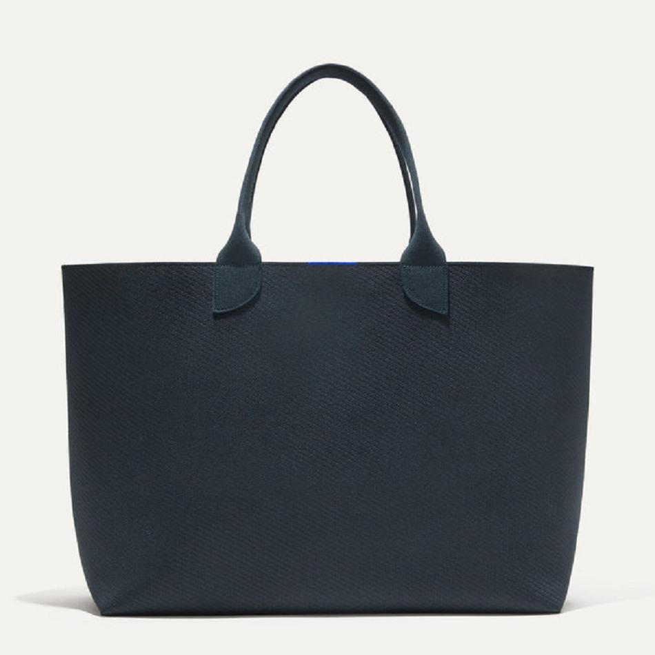 Women\'s Rothy\'s The Lightweight Mega Tote Bags Navy | AUICD72477