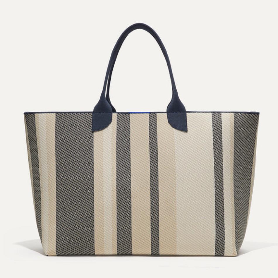 Women\'s Rothy\'s The Lightweight Mega Tote Bags Navy / Stripes | SAUVO44980