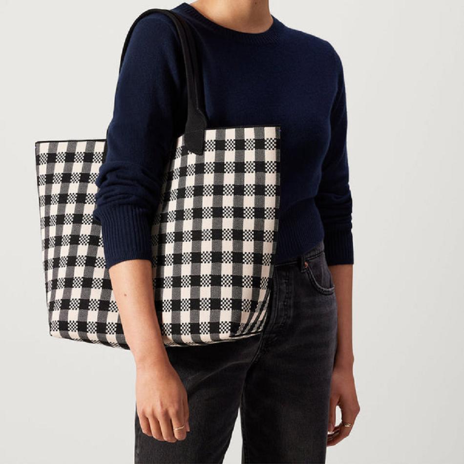 Women's Rothy's The Lightweight Tote Bags Black | YAUGT89471