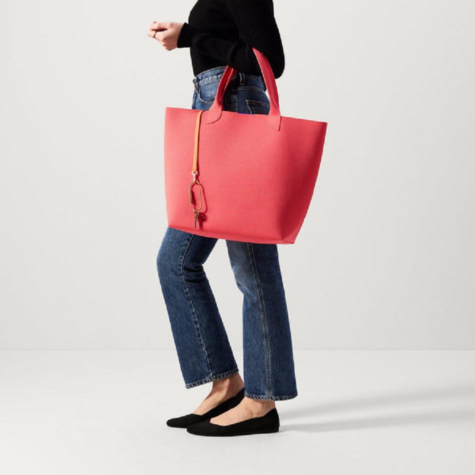 Women's Rothy's The Lightweight Tote Bags Red | ZAUNQ17553