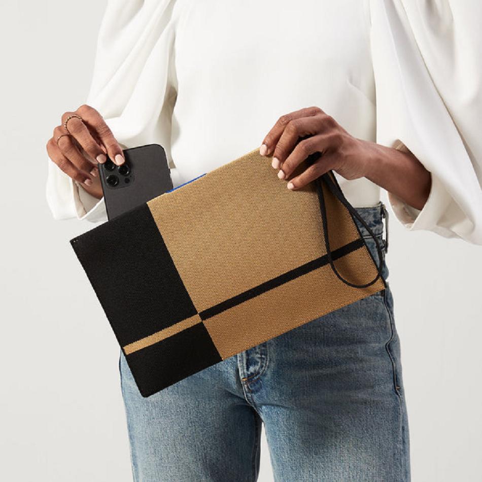 Women's Rothy's The Wristlet Wallets Brown / Black | AUEAH84561