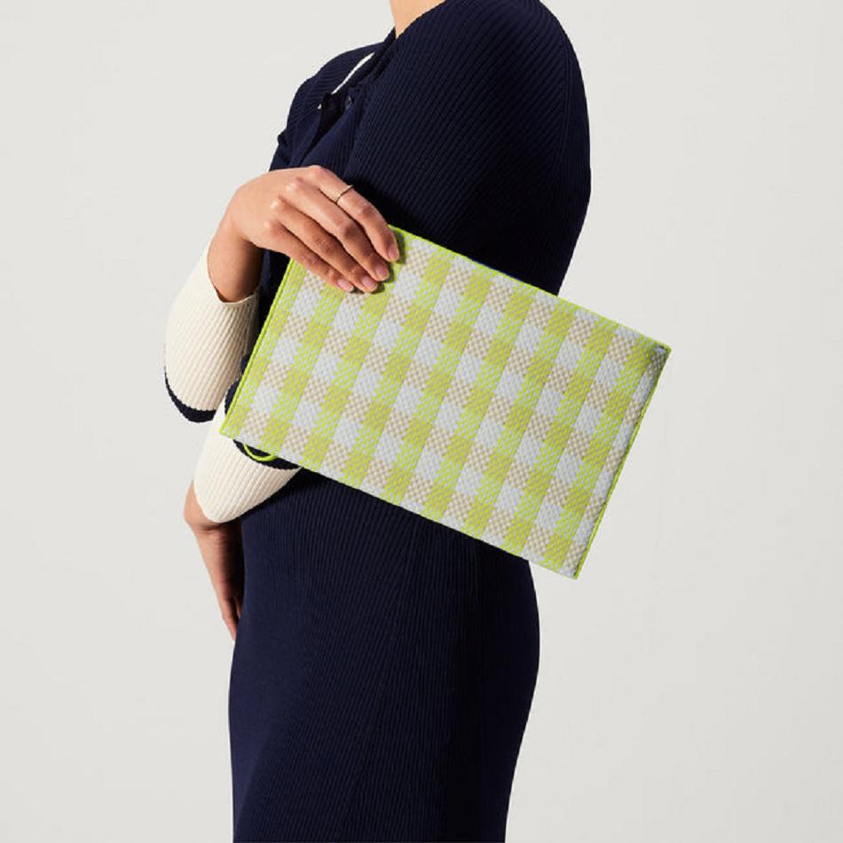 Women's Rothy's The Wristlet Wallets Green | AUDYB45476